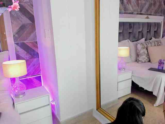 NaylaGrey webcam