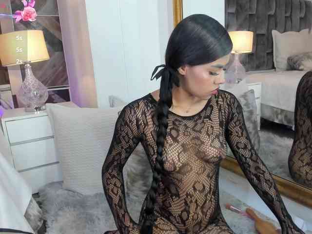 Modelo: NaylaGrey