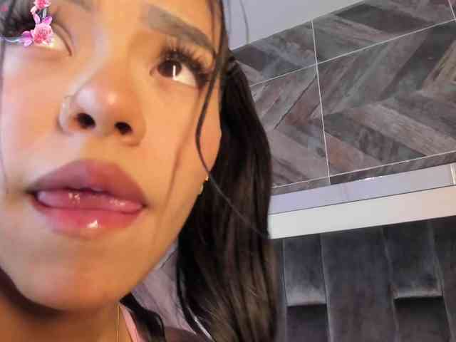 NaylaGrey NaylaGrey