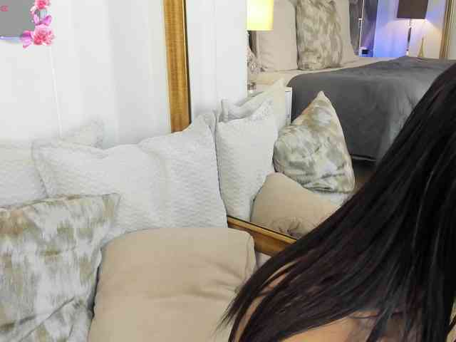 NaylaGrey webcam