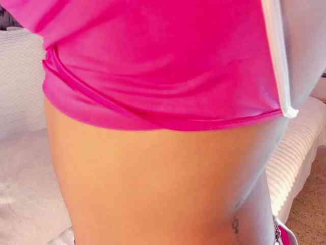 NaylaGrey webcam