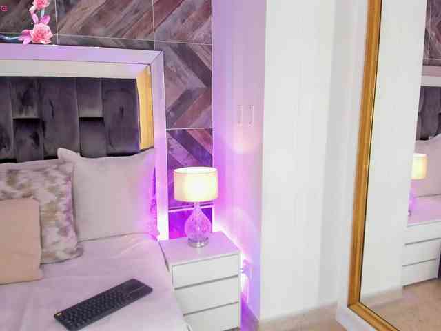 NaylaGrey webcam