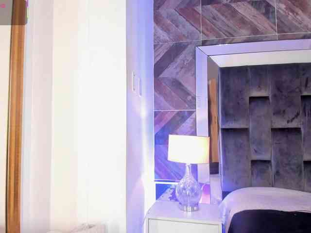 NaylaGrey webcam