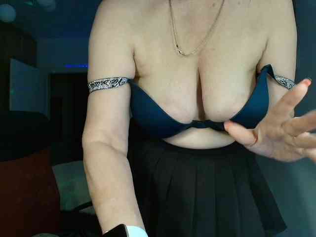 AnnaMariaMM webcam