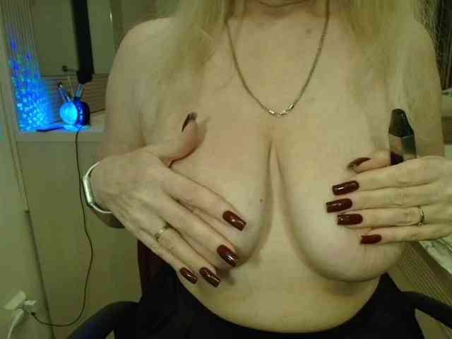 AnnaMariaMM webcam