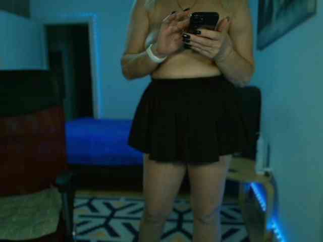 AnnaMariaMM webcam