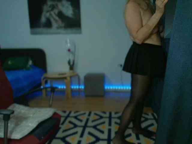 AnnaMariaMM webcam