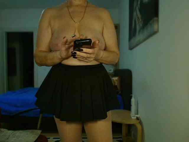 AnnaMariaMM webcam