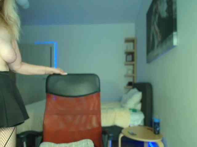AnnaMariaMM webcam