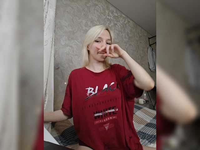 meowny-1 live cam on BongaCams