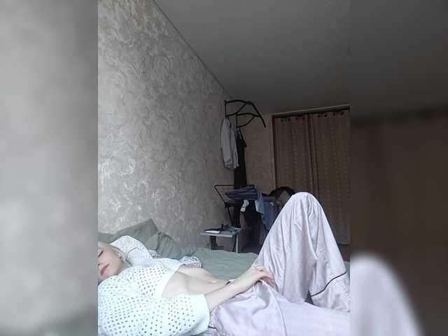 meowny-1 live cam on BongaCams