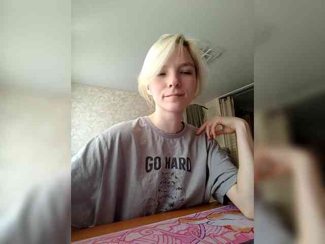 meowny-1 Live Webcam on BongaCams