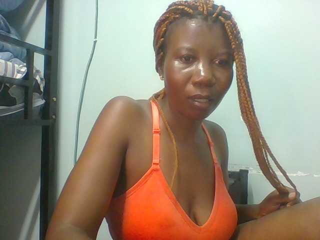 golden-brownie cam belle