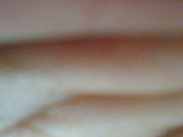 Golden-brownie live cam on BongaCams