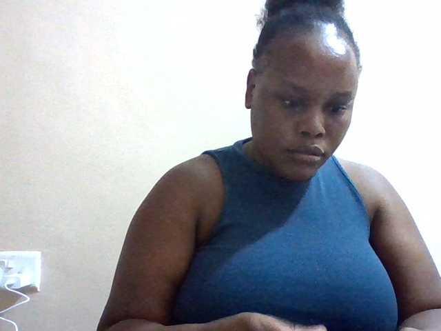 Kate-melody, live now on BongaCams