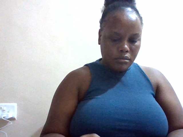 Kate-melody, live now on BongaCams