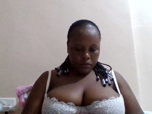Kate-melody live cam on BongaCams