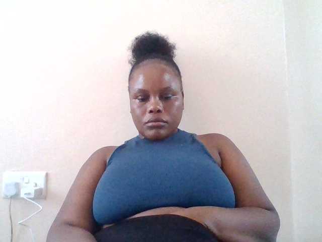 Kate-melody, live now on BongaCams