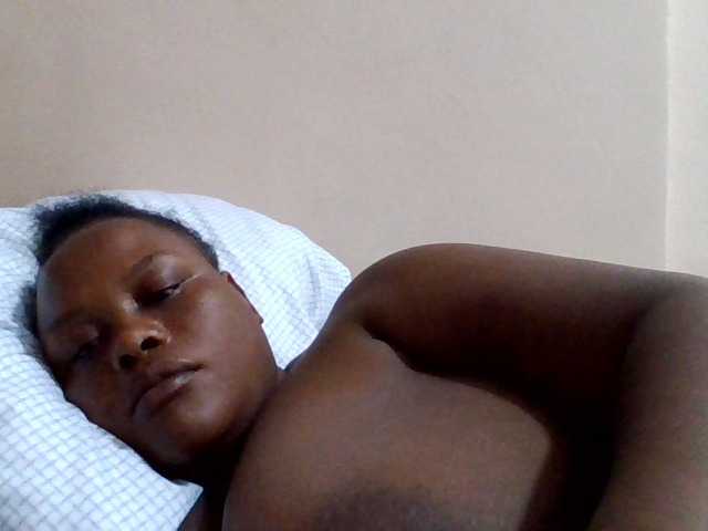 Kate-melody live cam on BongaCams