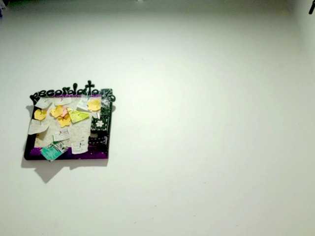 PetiteIvoryqueens live cam on BongaCams