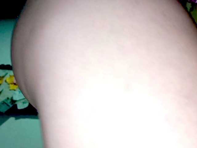 PetiteIvoryqueens live cam on BongaCams
