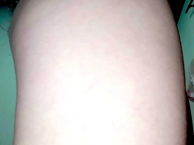 PetiteIvoryqueens live cam on BongaCams