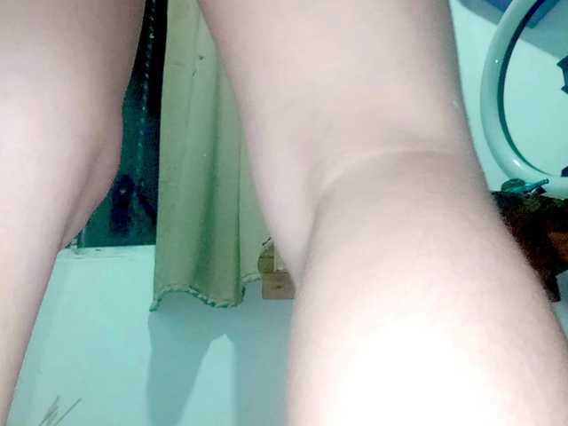PetiteIvoryqueens live cam on BongaCams