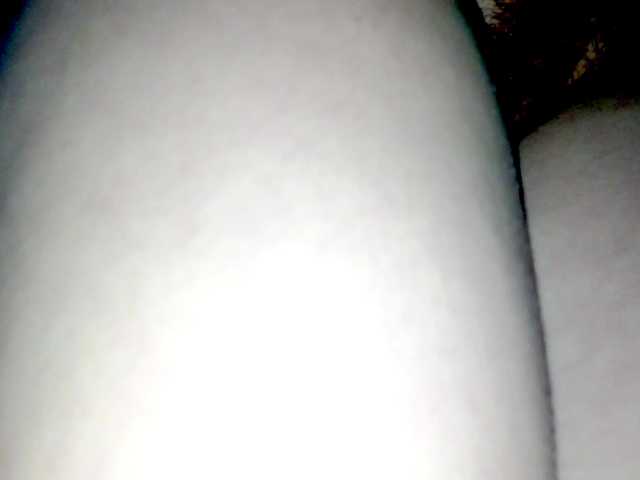 PetiteIvoryqueens live cam on BongaCams