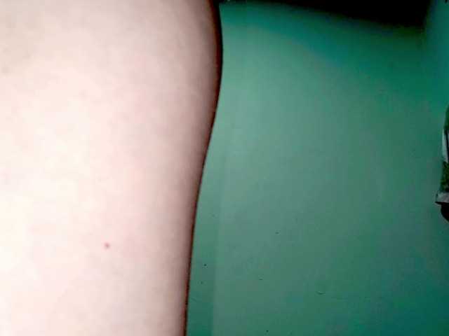 PetiteIvoryqueens live cam on BongaCams