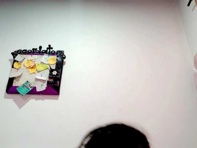 PetiteIvoryqueens live cam on BongaCams