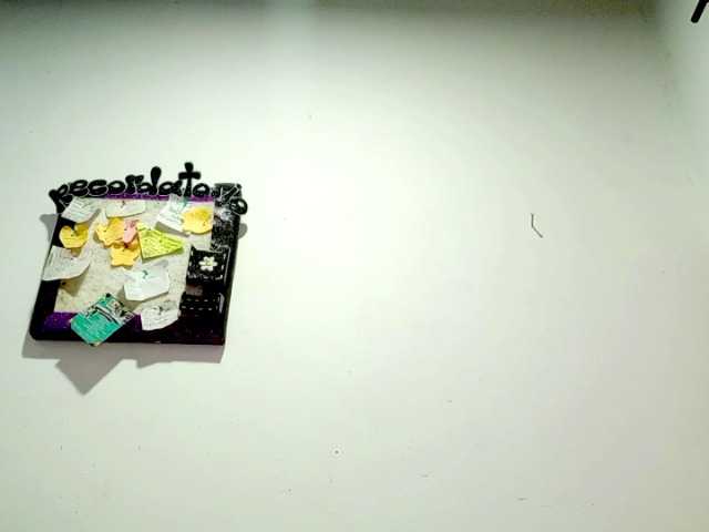 PetiteIvoryqueens live cam on BongaCams