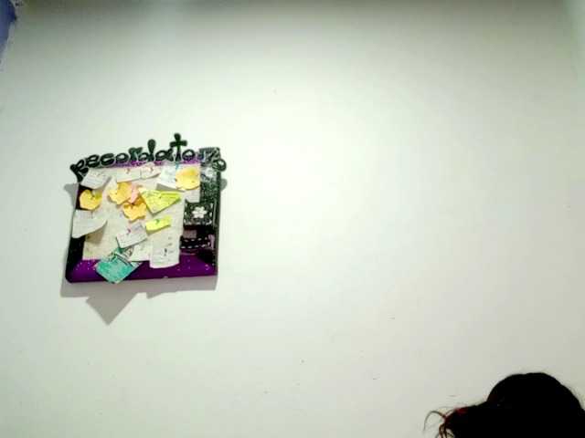 PetiteIvoryqueens live cam on BongaCams