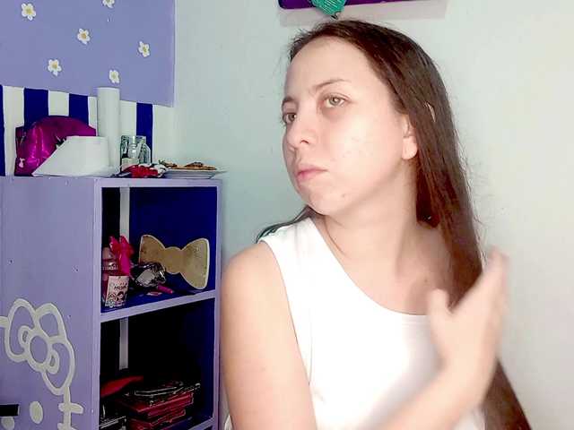 PetiteIvoryqueens