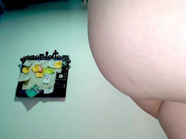 PetiteIvoryqueens