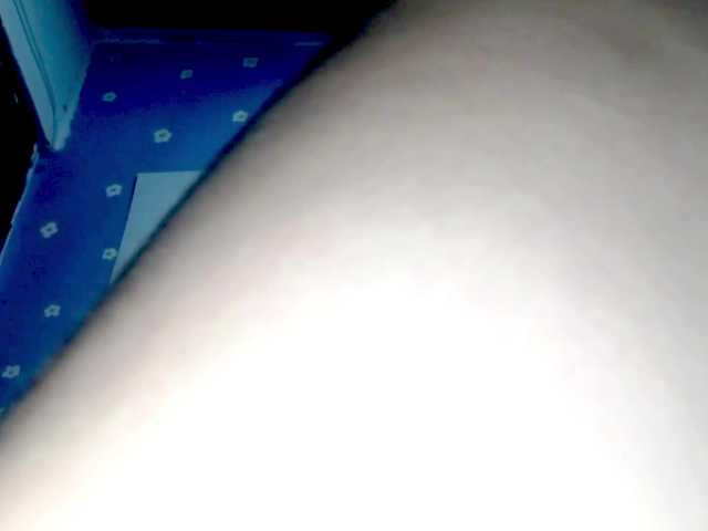 PetiteIvoryqueens's BongaCams show and profile