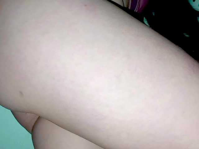 PetiteIvoryqueens live cam on BongaCams