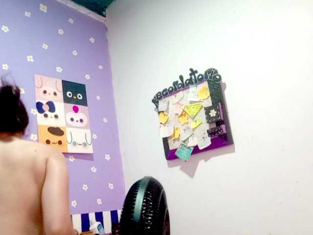 PetiteIvoryqueens