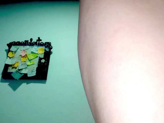 PetiteIvoryqueens live cam on BongaCams