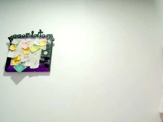 PetiteIvoryqueens live cam on BongaCams