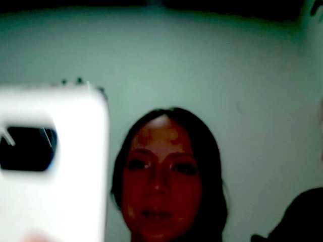 PetiteIvoryqueens live cam on BongaCams