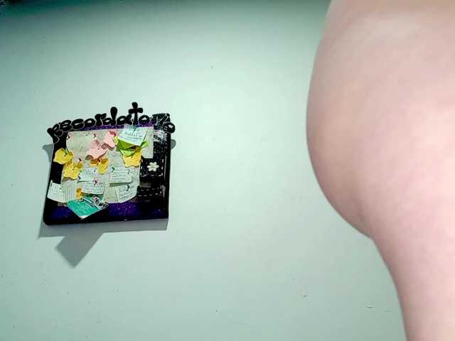 PetiteIvoryqueens live cam on BongaCams