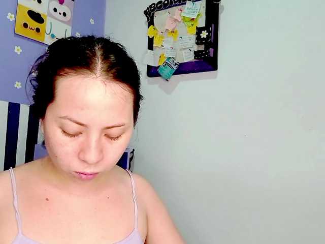 PetiteIvoryqueens live cam on BongaCams