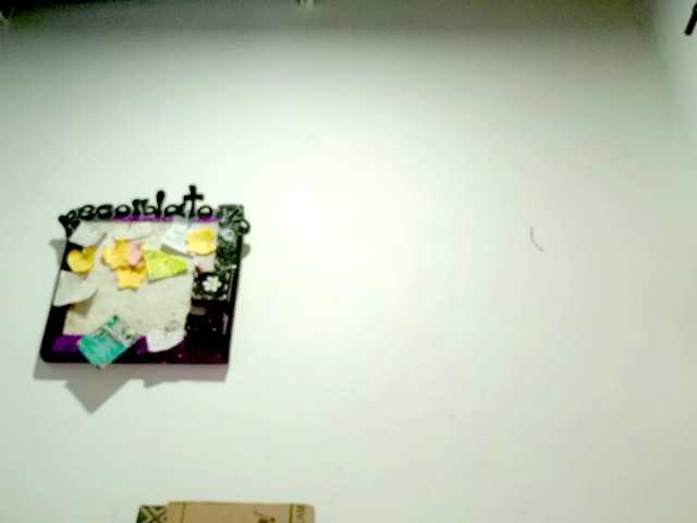 PetiteIvoryqueens live cam on BongaCams
