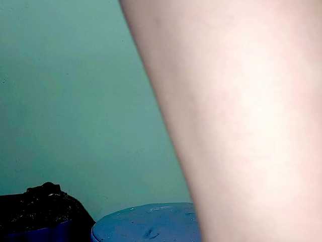 PetiteIvoryqueens live cam on BongaCams