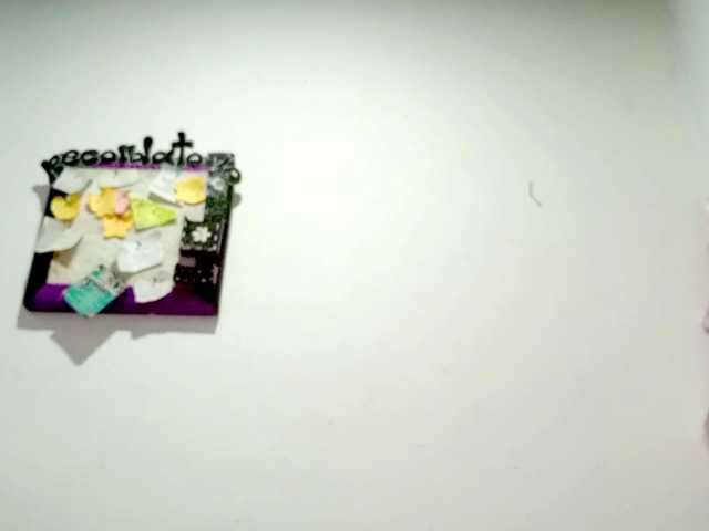 PetiteIvoryqueens live cam on BongaCams