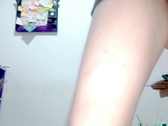 PetiteIvoryqueens live cam on BongaCams