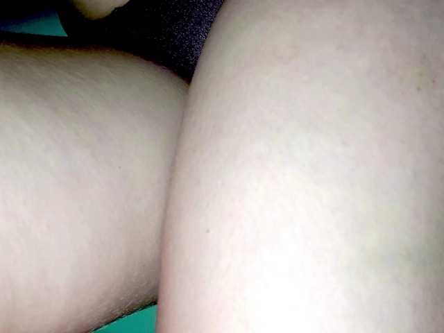 PetiteIvoryqueens live cam on BongaCams