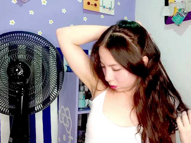 PetiteIvoryqueens live cam on BongaCams