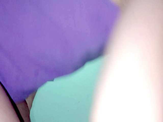 PetiteIvoryqueens live cam on BongaCams