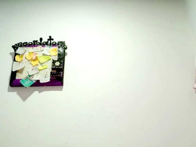 PetiteIvoryqueens live cam on BongaCams